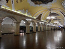 Die ebenso berühmte Metro von Moskau mit ihren palastartigen Bahnhöfen